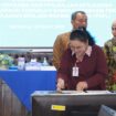 Wali Kota Semarang menandatangani Perjanjian Kerja Sama (PKS) PSEL Semarang Raya | dok Humas Pemkot. 