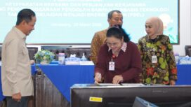 Wali Kota Semarang menandatangani Perjanjian Kerja Sama (PKS) PSEL Semarang Raya | dok Humas Pemkot. 