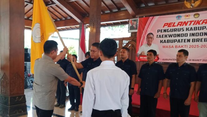 
					Pengurus TI Brebes 2025–2029 Resmi Dilantik, Penyerahan Pataka Tandai Awal Komitmen Cetak Atlet Berprestasi