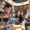 Djournal Coffee membuka gerai perdana di Kota Lama Semarang dengan konsep kopi modern di gedung bersejarah, menghadirkan menu khas dan ruang komunitas baru.