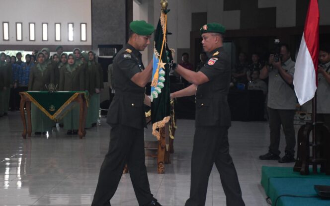
					Pangdam IV/Diponegoro Pimpin Sertijab dan Penataan Satuan, Tekankan Profesionalisme Prajurit