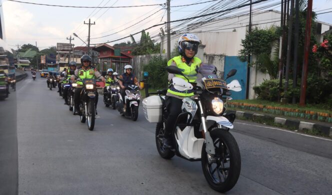 
					Kapolres Semarang Patroli Gereja dengan Sepeda Motor, Pastikan Ibadah Paskah Aman