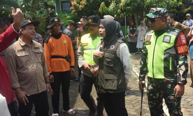 
					Gubernur dan Forkopimda Demak Tinjau Pengungsian Banjir, Dorong Penanganan Cepat dan Terpadu