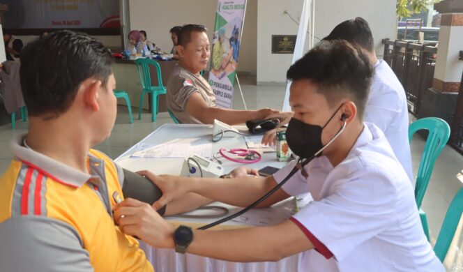
					Polres Demak Cek Kesehatan Berkala untuk Personel, Pastikan Siap Jalankan Tugas