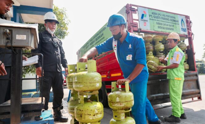 
					Stok Elpiji Jateng Melimpah Hingga 6 Kali Lipat, Gubernur Tegaskan Warga Tak Perlu Panik