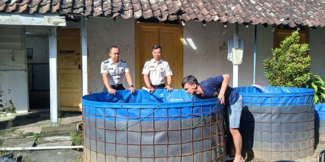 
					Panen Lele di Rutan Salatiga Dorong Kemandirian dan Keterampilan Warga Binaan