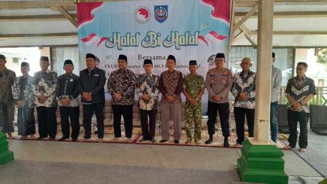 
					Halal Bihalal Lintas Agama, Polres Tegal Perkuat Sinergitas Jaga Kerukunan