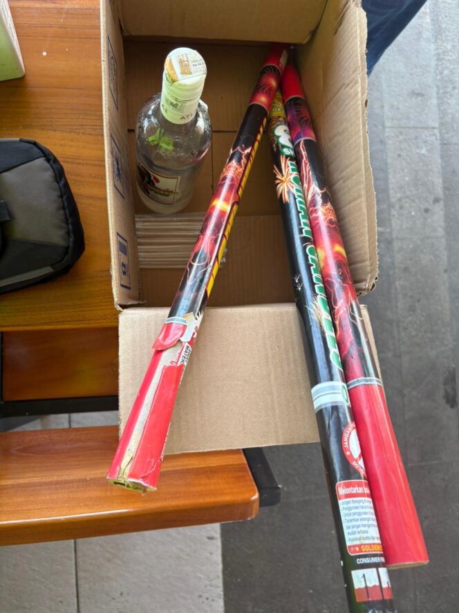 
					Polres Tegal Gerak Cepat Tangani Ledakan Bus di Tol Suradadi, Ternyata Ada Petasan