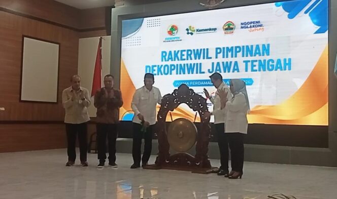 
					Dekopinwil Jateng Tancap Gas, Raker 2026 Fokus Perkuat Koperasi Hadapi Tantangan Global