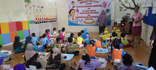 
					Semarak Hari Kartini, Polsek Karanggede Kawal Lomba Kreativitas Anak di TK Bhayangkari 66