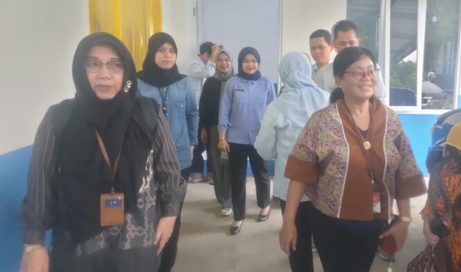 
					Kemendagri Tinjau Dapur SPPG Klopo Magelang