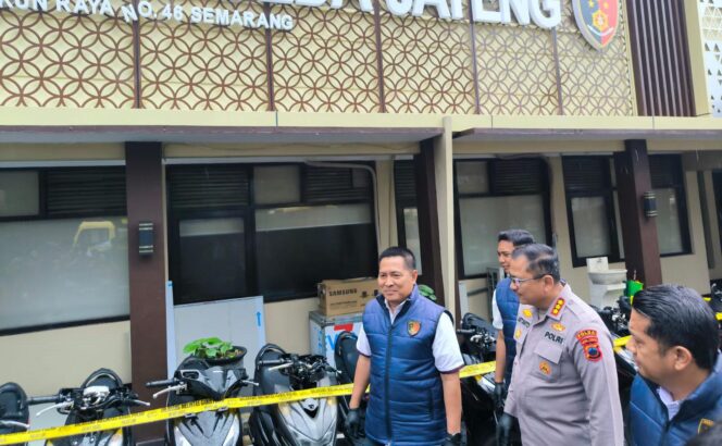 
					Sindikat Penyelundupan Kendaraan ke Timor Leste Dibongkar, Polda Jateng Sita Puluhan Unit