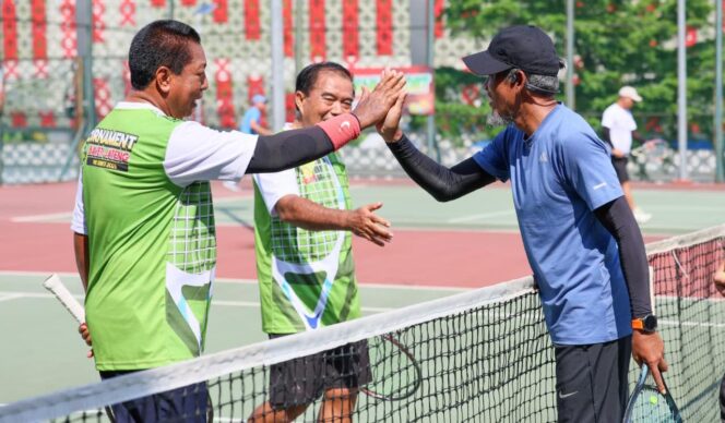 
					Sekda Jateng Soroti Peran Olahraga bagi Veteran: Bangun Kebersamaan hingga Jaga Kesehatan