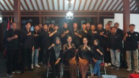 Peserta humas cabang Persaudaraan Setia Hati Terate se-Soloraya mengikuti pelatihan kehumasan di Dalem Kayonan, Surakarta, Sabtu (25/4/2026).Foto: Istimewa
