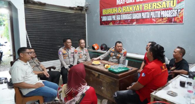 
					Kapolrestabes Semarang Perkuat Sinergi dengan Serikat Buruh Sambut May Day 2026