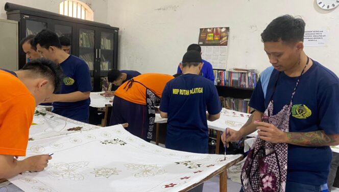 
					Rutan Salatiga Bekali 25 Warga Binaan dengan Pelatihan Batik