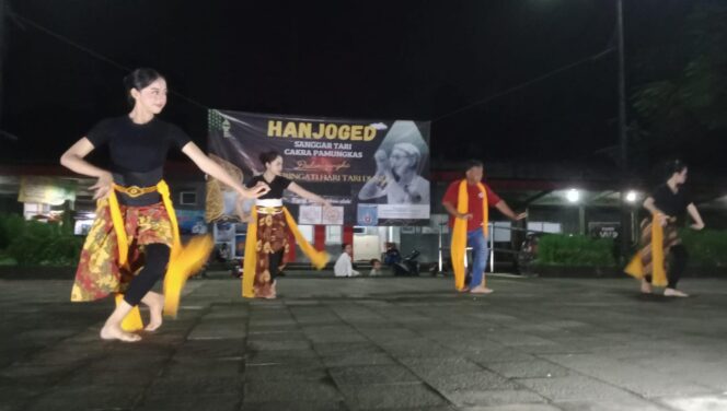 
					HANJOGED Meriahkan Hari Tari, Penari Tengaran Tampil Memukau di RTH Klero