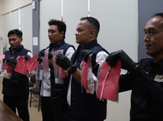 Konferensi pers di Mapolres Kendal 