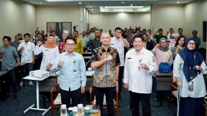 
					Komdigi Percepat Digitalisasi Koperasi Merah Putih untuk Perkuat Ekonomi Desa