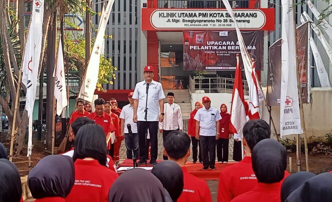 
					PMI Kota Semarang Lantik 400-an Relawan di Momen Hari Palang Merah Internasional