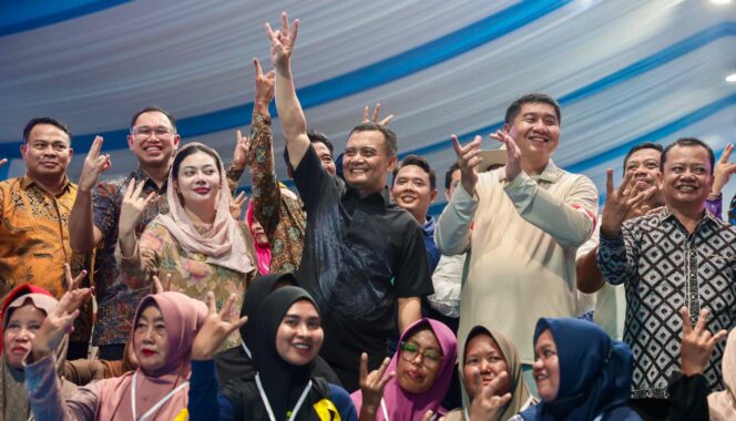 
					Jawa Tengah Catat Lonjakan Rumah Subsidi, Menteri Maruarar Apresiasi Capaian Daerah