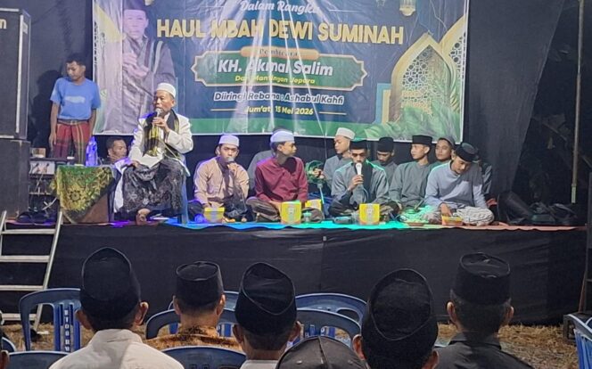 
					Pengajian Umum Haul Mbah Dewi Suminah dan Haul Dukuh Krajan Berlangsung Khidmat