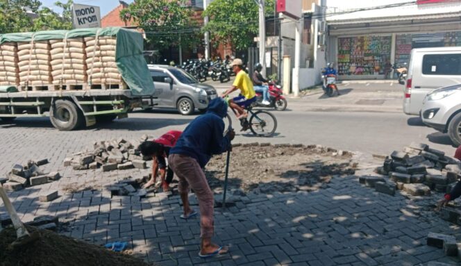 
					Jalan Citarum Akan Dibeton, Pemkot Semarang Siapkan Perbaikan Jangka Panjang