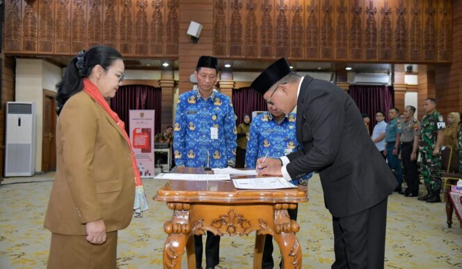 
					Wali Kota Agustina Lantik Handi Priyanto sebagai Sekda Kota Semarang