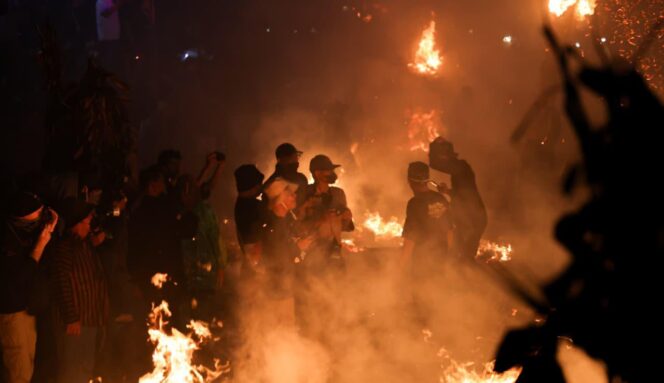 
					Wagub Jateng Saksikan Tradisi Perang Obor Jepara, Warisan Leluhur yang Tetap Hidup