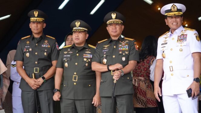 
					Kasdam IV/Diponegoro Saksikan Pelepasan Alumni Angkatan XXXIV SMA Taruna Nusantara