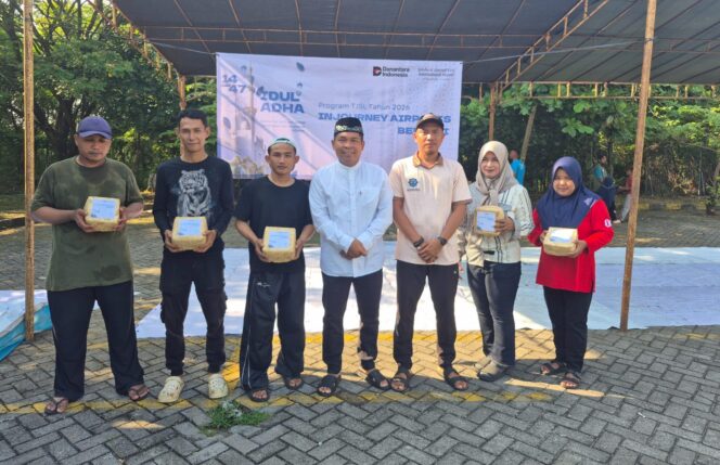 
					Bandara Ahmad Yani Salurkan 400 Paket Daging untuk Warga Melalui Program InJourney Airports Berbagi