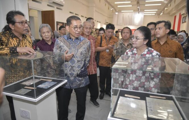 
					Agustina Abadikan HJKS ke-479 Melalui Sampul Peringatan Filateli