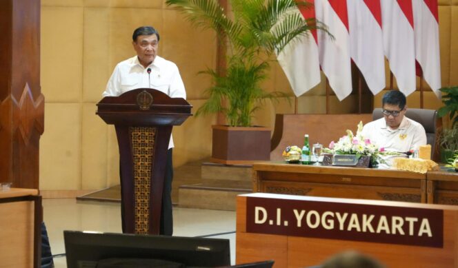 
					Menko Polkam Ingatkan Bahaya Disinformasi, Tegaskan Korupsi Jadi Musuh Bersama