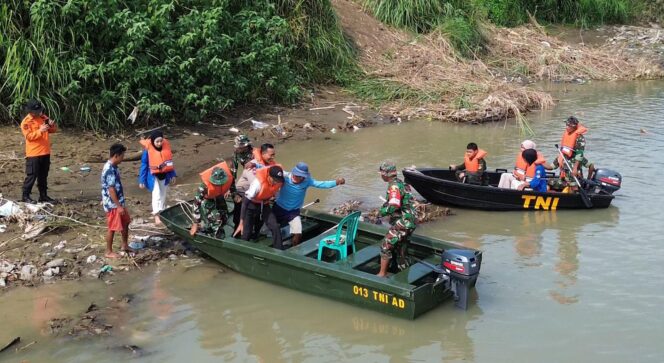 
					Kodim 0701/Banyumas Tingkatkan Kesiapsiagaan Hadapi Banjir Melalui Simulasi Terpadu