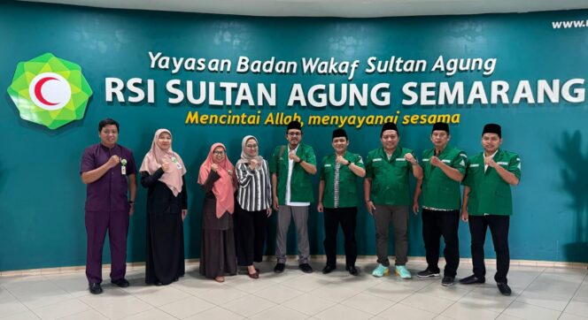 
					Khitan Ceria Ansor Jateng 2026 Siap Layani 3.333 Anak, Bidik Rekor MURI Lewat Aksi Pelayanan Umat