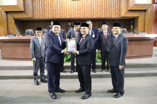 
					Jateng Kembali Raih Opini WTP, Penyelesaian Rekomendasi BPK Capai Rekor Nasional