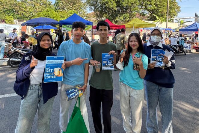 
					Bagi Kopi Gratis, Disanka Kopi Raup Puluhan Interaksi Digital Berkat Kolaborasi dengan Mahasiswa Informasi dan Humas UNDIP