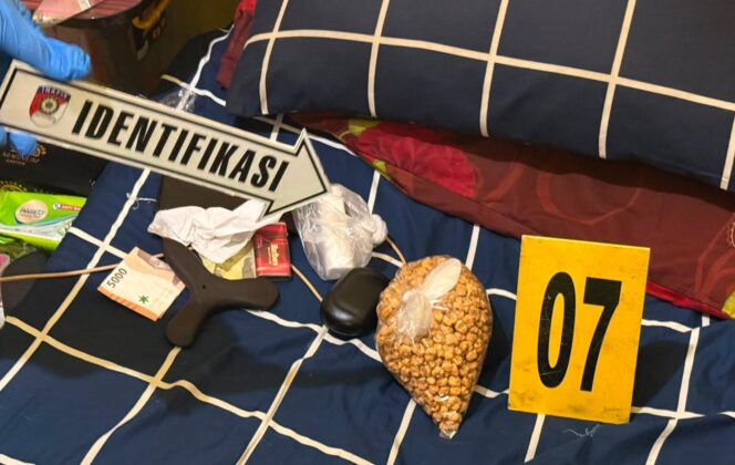
					Pria Paruh Baya Ditemukan Tak Bernyawa di Kamar Kos, Polisi Pastikan Tidak Ada Tanda Kekerasan