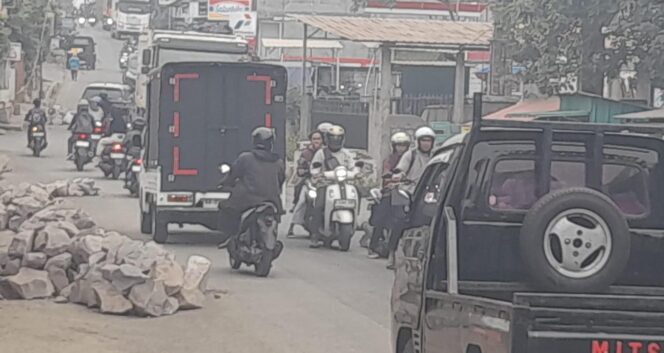 
					Jalan Arah PTP Ngobo Rusak Bertahun-tahun, Warga Bergas Tuntut Perbaikan Menyeluruh