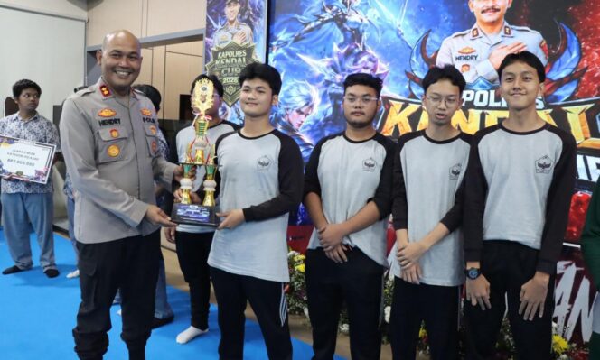 
					Dua Tim Andalan Kendal Siap Bertarung di Turnamen Kapolda Jateng Cup Mobile Legends 2026