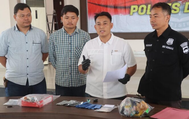 
					Kedok Jualan Es Teh, Pria Asal Semarang Diduga Edarkan Sabu di Jalur Pantura Demak