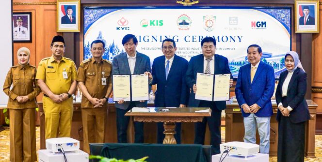 
					Ahmad Luthfi Kawal Investasi EV Rp15 Triliun, Kendal Bersiap Jadi Pusat Industri Masa Depan