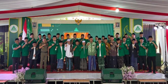 
					GP Ansor Salatiga Resmi Dikukuhkan, Siap Perkuat Ekonomi Kerakyatan dan Harmoni Kebhinekaan