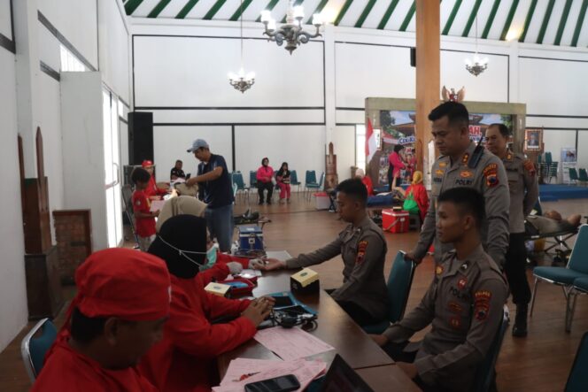 
					Polres Boyolali Hadirkan Layanan Kesehatan Gratis dan Donor Darah di Car Free Day
