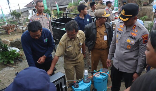 
					Hari Bhayangkara ke-80, Polres Boyolali Beri Dukungan Nyata bagi Petani Lereng Merapi