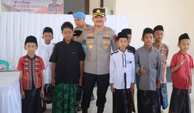 
					Sambut Hari Bhayangkara ke-80, Polres Demak Gelar Khitan Gratis dan Pemeriksaan Kesehatan untuk Warga