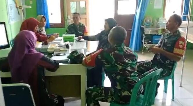 
					Babinsa Mojorejo Dukung Pencegahan Stunting Melalui Pendataan Balita di Wilayah Binaan