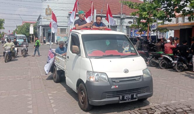 
					Ratusan Warga Kecamatan Margadana Demo Tolak Operasional Helen’s Night Mart, Desak Pemkot Tegal Tinjau Ulang Perizinan