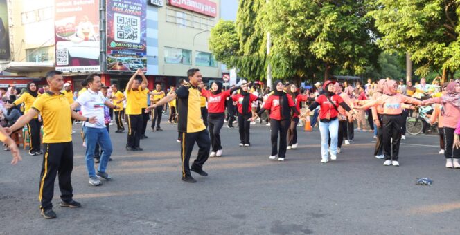 
					Polres Kudus Meriahkan Hari Bhayangkara ke-80 dengan Senam Massal dan Layanan Kesehatan 