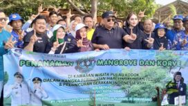 Dalam peringatan Hari Lingkungan Hidup Sedunia 2026, PT Pegadaian Kanwil XI Semarang menyalurkan 1.000 tanaman mangrove dan 500 tanaman urban farming di Pantai Kodok, Kota Tegal.